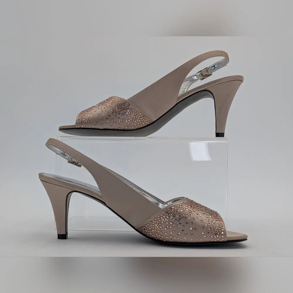 Like New David Tate Sz 10M Satin Champagne Designer Rhinestones Heels Slingback